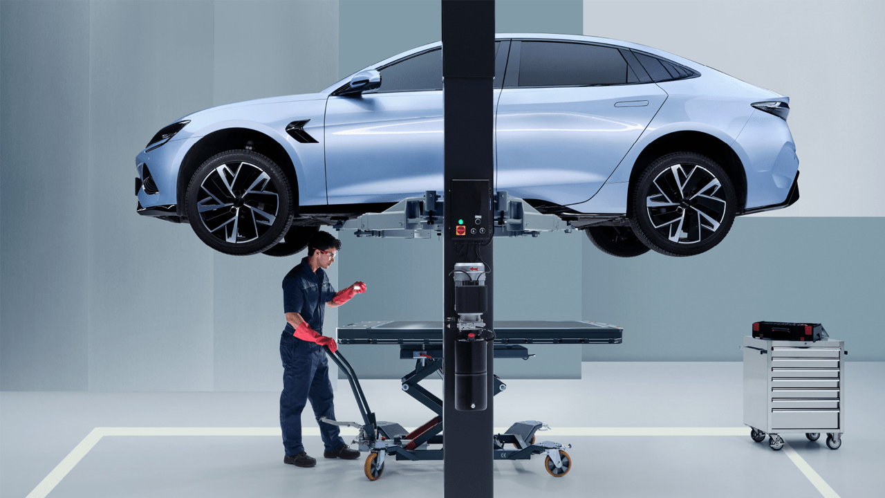 BYD Seal dans un atelier